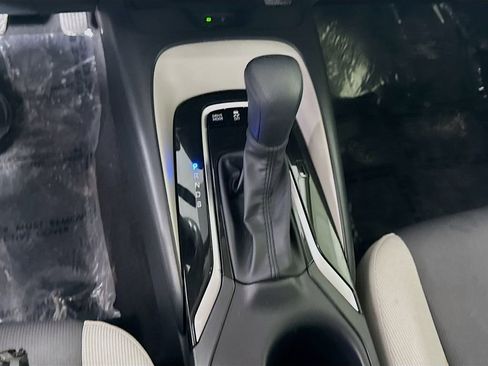 Used 2025 Toyota Corolla LE w/ LE Premium Package image 10