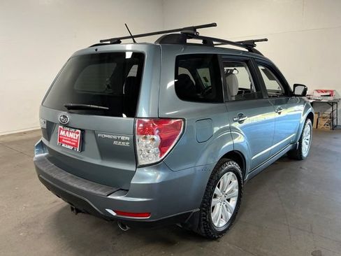 Used 2012 Subaru Forester 2.5X Premium AWD/4WD image 3