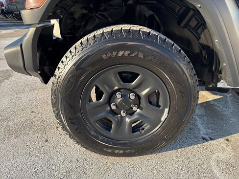 Used 2023 Jeep Wrangler Sport image 10
