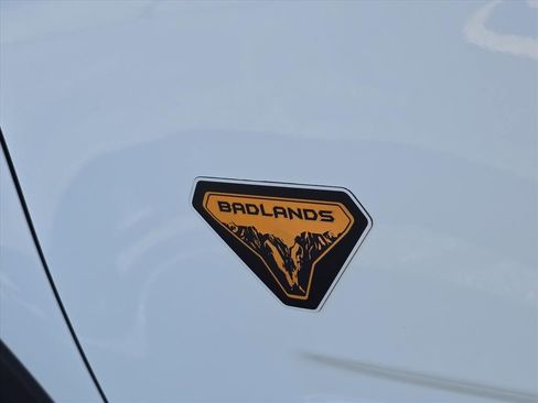 Used 2024 Ford Bronco Sport Badlands image 25