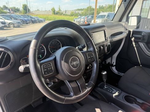 Used 2015 Jeep Wrangler Sport AWD/4WD image 18