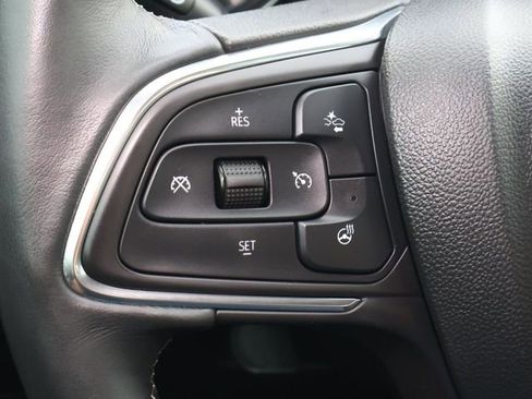 Used 2023 Buick Encore GX Essence w/ Experience Buick Package image 23