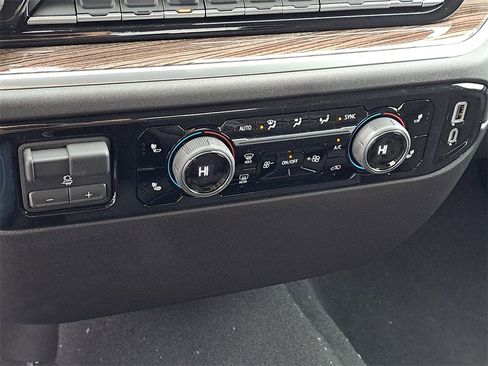 New 2026 Chevrolet Silverado 1500 LT image 16