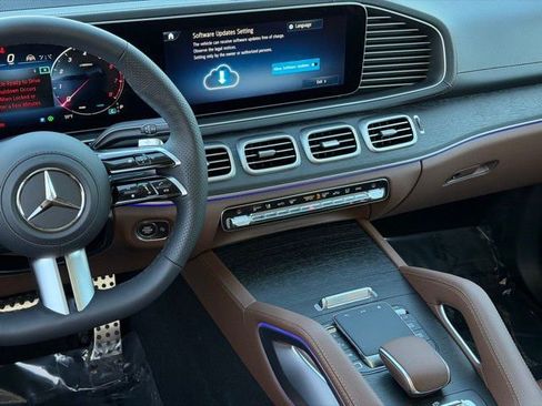 New 2026 Mercedes-Benz GLS 450 4MATIC image 22
