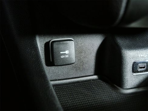 Used 2018 Dodge Durango GT w/ Premium Group image 26