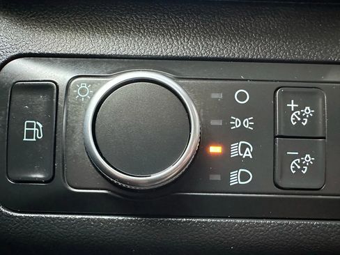 Used 2021 Ford Escape SE w/ Cold Weather Package image 23