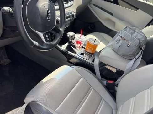 Used 2020 Kia Sorento SX AWD/4WD image 2
