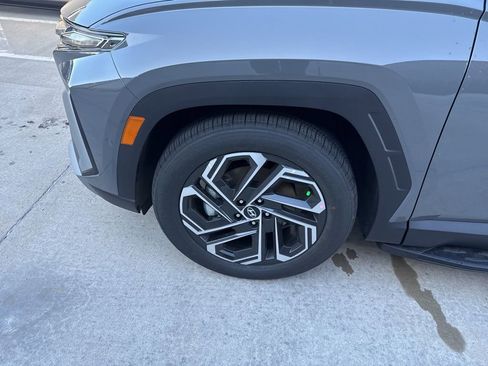 New 2026 Hyundai Tucson Limited image 9