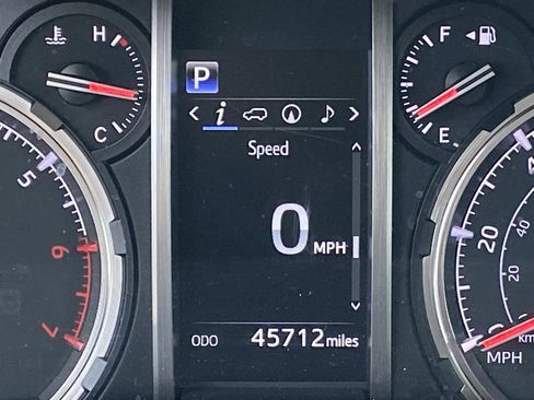 Certified 2024 Toyota 4Runner Limited image 8