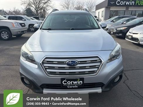 Used 2016 Subaru Outback 2.5i Limited image 2