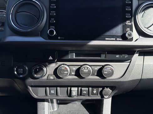 Used 2023 Toyota Tacoma TRD Sport AWD/4WD image 20