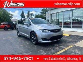 Used 2018 Chrysler Pacifica Touring Plus w/ S Appearance Package FWD video 1