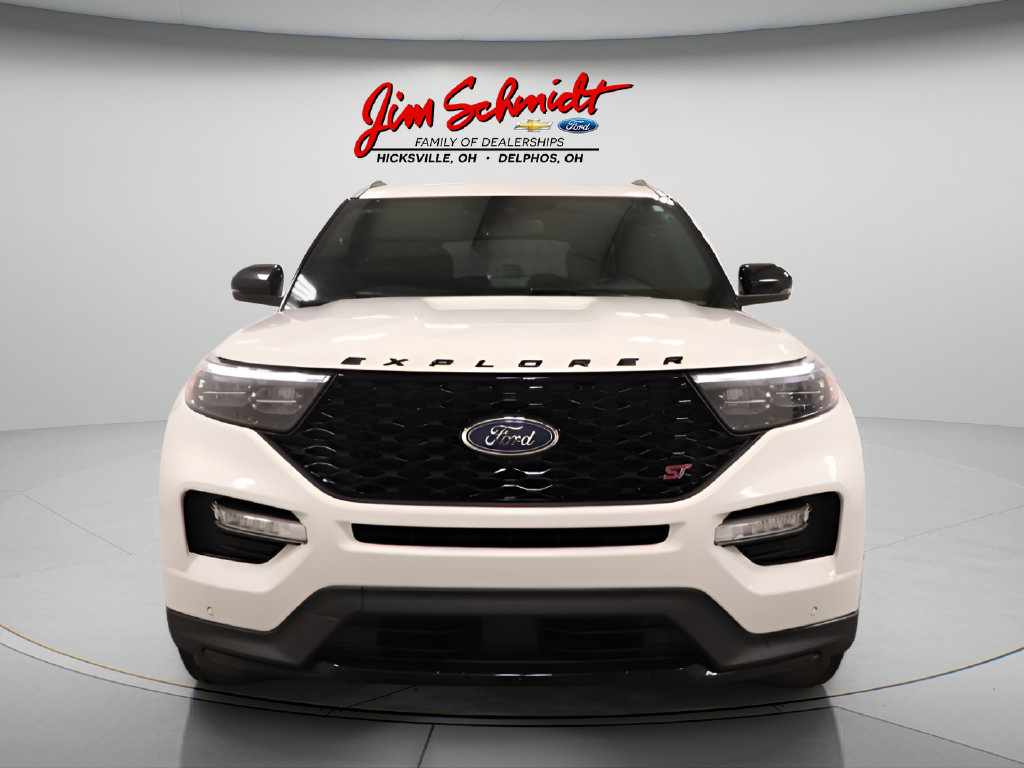 Used 2024 Ford Explorer ST w/ Technology Package AWD/4WD image 3