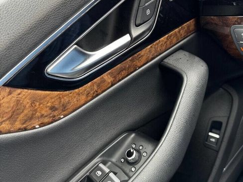 Used 2018 Audi Q7 3.0T Premium Plus w/ Premium Plus Package image 26