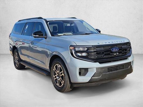 New 2025 Ford Expedition Max Active image 7