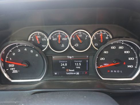 Used 2020 Chevrolet Silverado 1500 RST AWD/4WD image 6