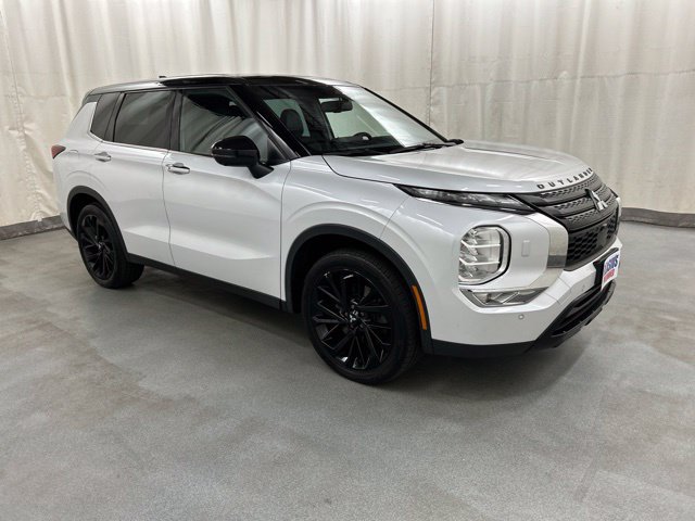 Used 2023 Mitsubishi Outlander SEL Black Edition AWD/4WD image 1