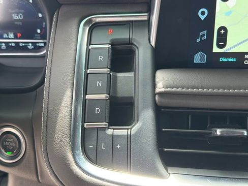 Used 2024 Chevrolet Tahoe Z71 w/ Luxury Package AWD/4WD image 32