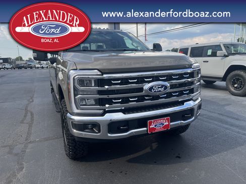 New 2027 Ford F350 Lariat w/ Tremor Off-Road Package AWD/4WD image 5
