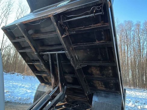 Used 2015 Ford F350 XL w/ Power Equipment Group image 34