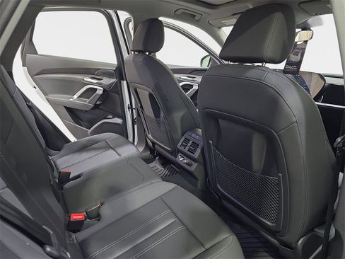 New 2025 Audi Q5 2.0T Premium image 11