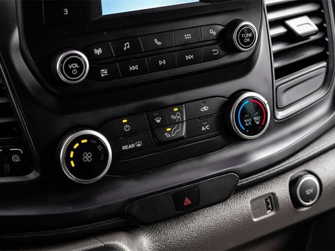 Used 2021 Ford Transit 350 XLT image 21