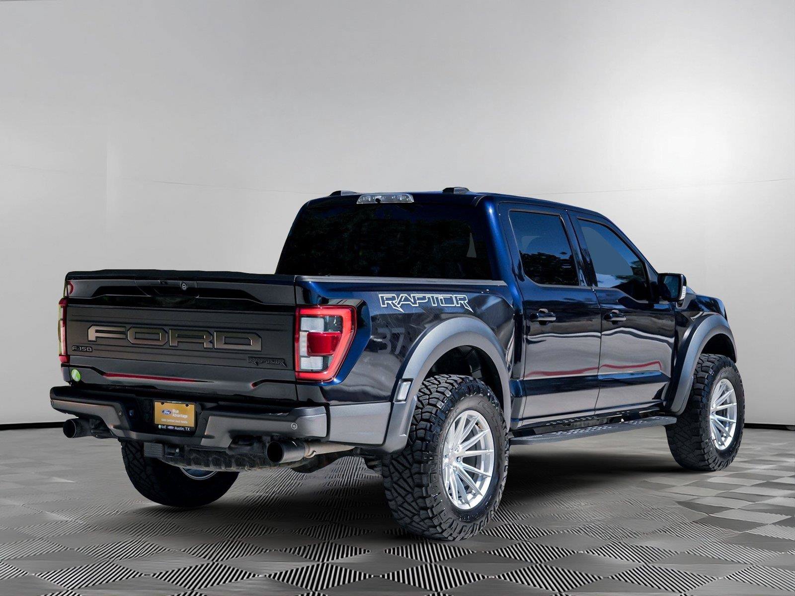Used 2021 Ford F150 Raptor w/ Raptor 37 Performance Package AWD/4WD image 4