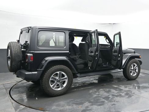 Used 2021 Jeep Wrangler Unlimited Sahara image 58