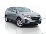 Used 2023 Chevrolet Equinox LT image 2