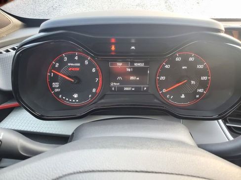 Certified 2024 Chevrolet Trax RS w/ Sunroof Package image 23