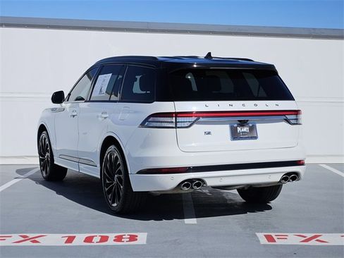 Certified 2023 Lincoln Aviator Black Label image 5
