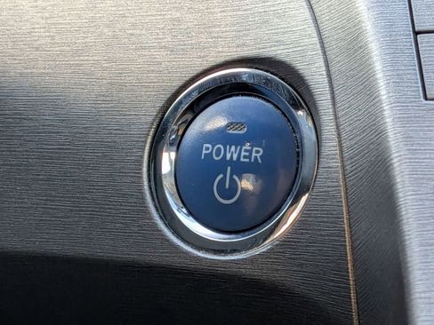 Used 2015 Toyota Prius Four image 14