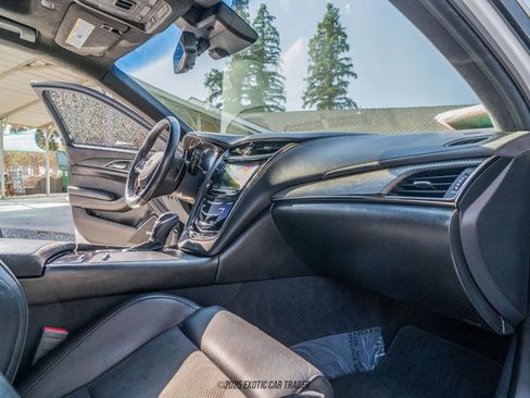 Used 2018 Cadillac CTS V w/ Luxury Package image 62