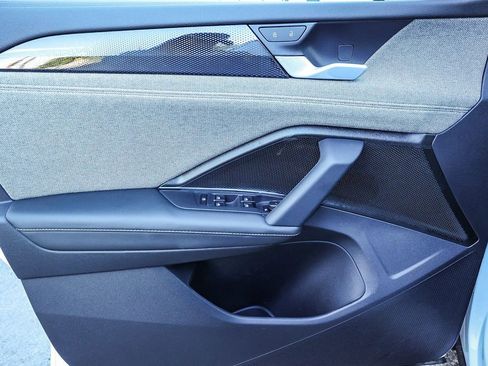 New 2026 Volkswagen Tiguan S image 31