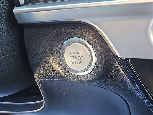 Used 2023 Kia Telluride S image 21