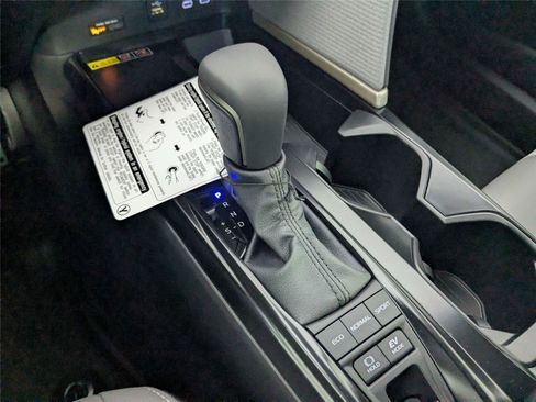 New 2026 Toyota Camry SE FWD image 17