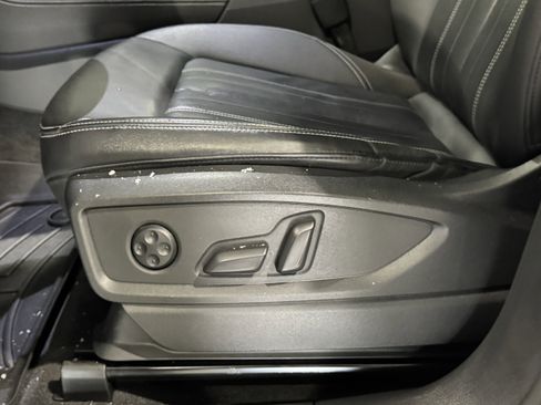 Used 2021 Audi Q5 Premium Plus w/ Premium Plus Package image 28