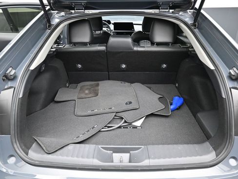 Used 2024 Toyota Prius Prime image 30