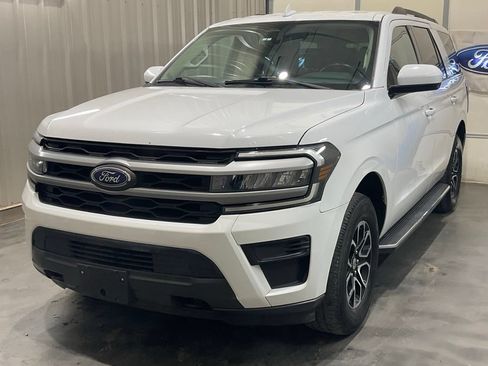 Used 2022 Ford Expedition XLT AWD/4WD image 4