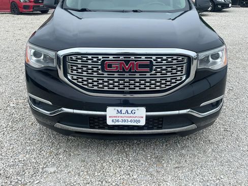 Used 2017 GMC Acadia Denali w/ Technology Package AWD/4WD image 10