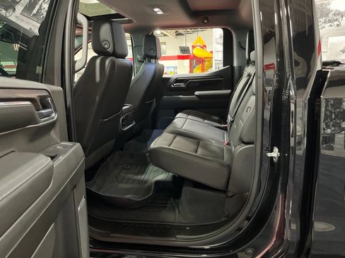 Certified 2024 GMC Sierra 1500 SLT w/ SLT Premium Plus Package AWD/4WD image 19