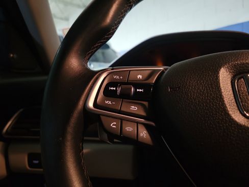 Used 2018 Honda Accord EX-L image 24