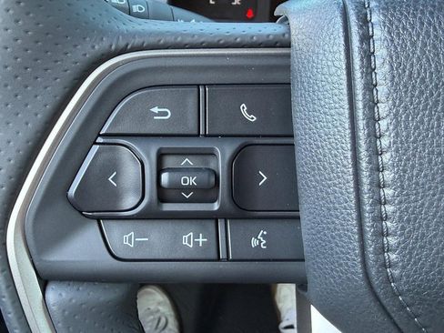 New 2025 Toyota 4Runner SR5 image 13