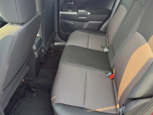 Used 2019 Mitsubishi Outlander Sport ES FWD image 10