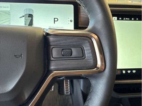 Used 2024 Rivian R1S Adventure image 21