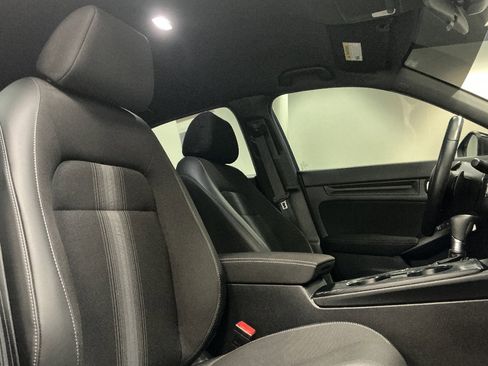 Used 2023 Honda Civic Sport image 32