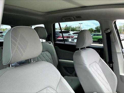 New 2026 Volkswagen Atlas SEL Premium R-Line AWD/4WD image 22