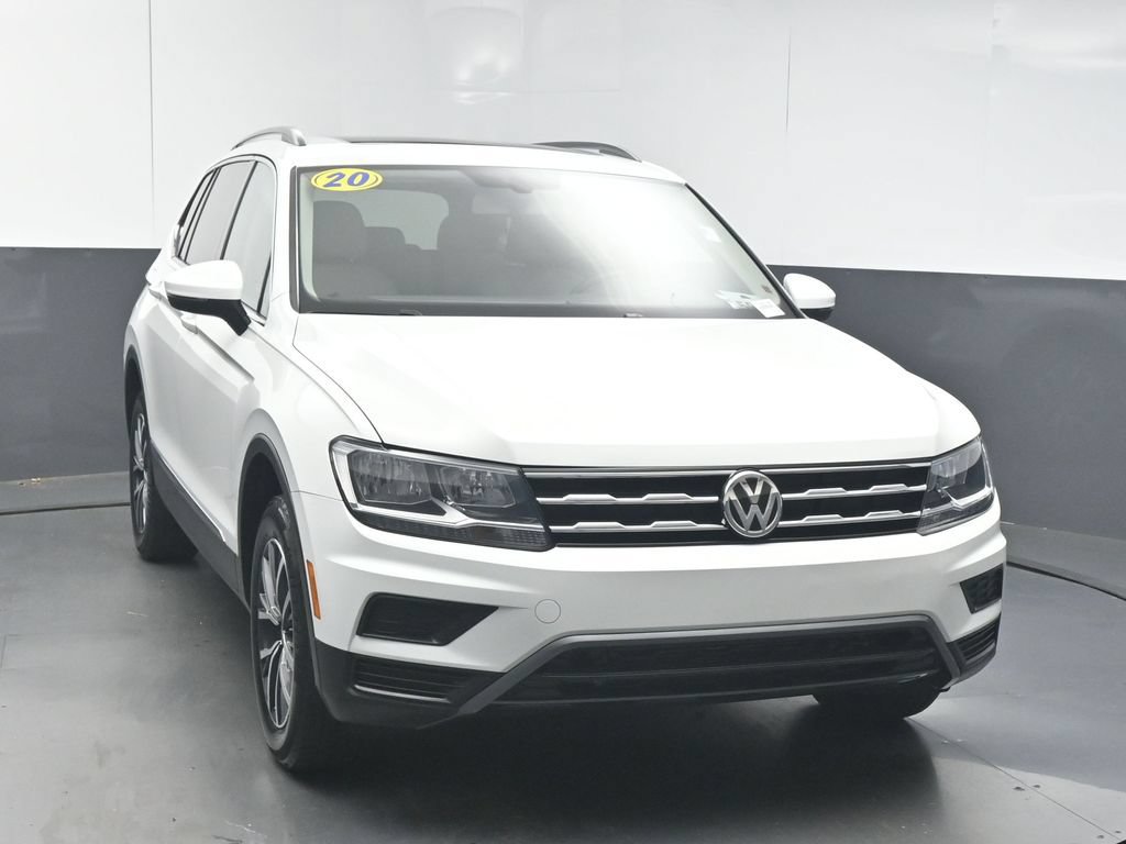 Used 2020 Volkswagen Tiguan SE FWD image 3