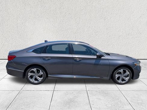 Used 2018 Honda Accord EX-L image 2