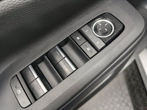 Used 2024 Toyota Prius Prime XSE Premium image 9